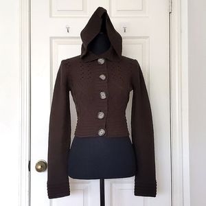 Derek Heart Cropped Long Sleeve Knit Patterned Sweater w/hoodie & big buttons.